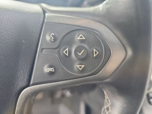 Used 2018 Chevrolet Suburban Premier AWD/4WD image 25