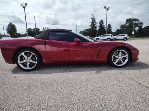 Used 2006 Chevrolet Corvette Convertible w/ Preferred Equipment Group RWD image 9