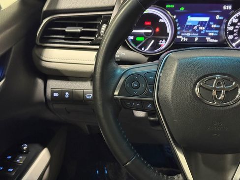 Used 2019 Toyota Camry XLE FWD image 27