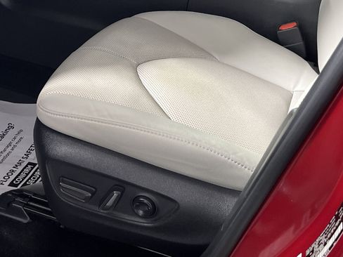 Used 2026 Toyota Grand Highlander AWD image 14