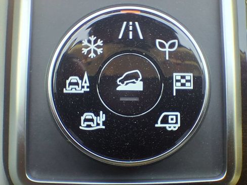 New 2026 Nissan Pathfinder SL AWD/4WD image 22