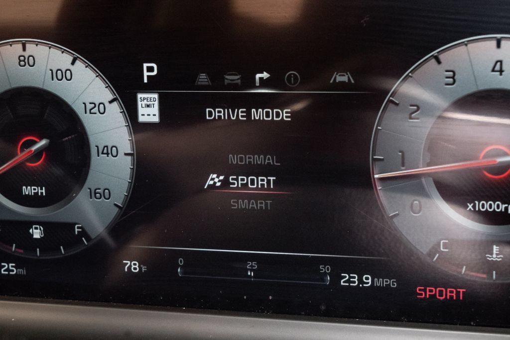 New 2025 Kia Seltos SX w/ SX Sunroof Package AWD/4WD image 22