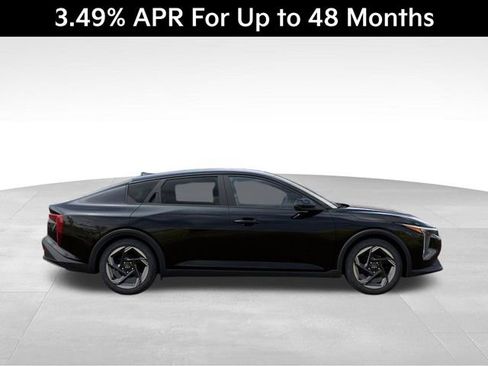 New 2026 Kia K4 EX image 8