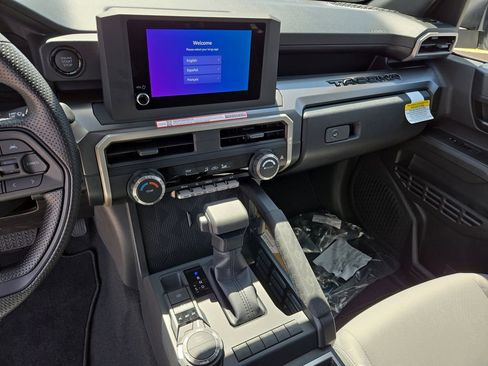 New 2026 Toyota Tacoma SR5 AWD/4WD image 19