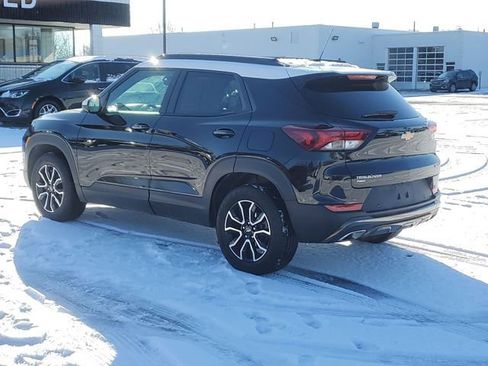 Used 2023 Chevrolet TrailBlazer ACTIV w/ Sun and Liftgate Package image 4