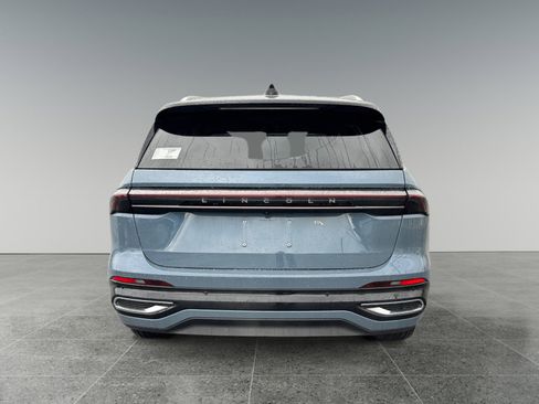 New 2026 Lincoln Nautilus Reserve image 4