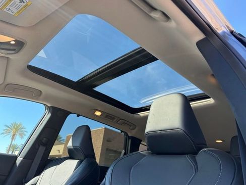 Used 2023 INFINITI QX60 Luxe w/ Performance Audio Package image 13