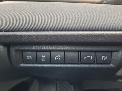 Used 2025 Toyota Camry LE FWD image 18