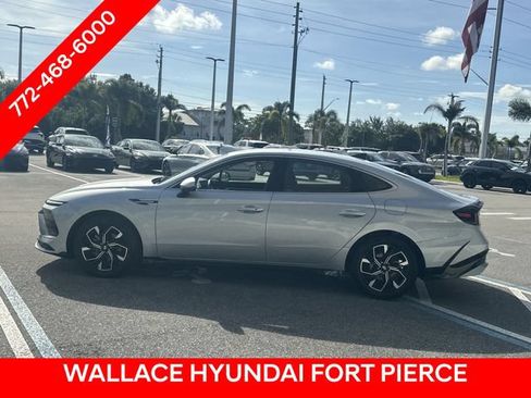 Used 2024 Hyundai Sonata SEL FWD image 9
