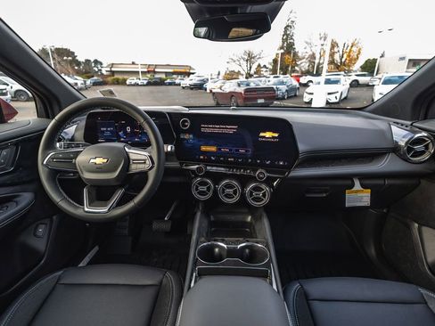 New 2026 Chevrolet Blazer EV LT image 16