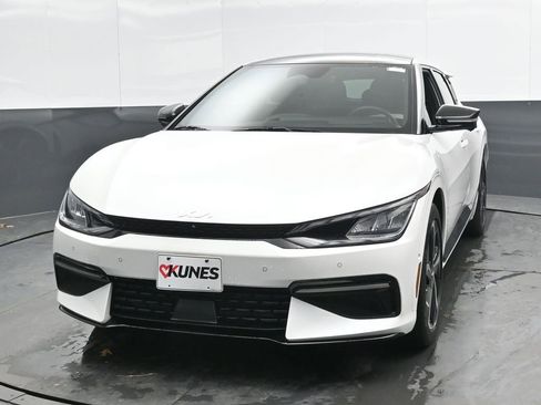 Used 2024 Kia EV6 GT-Line image 9