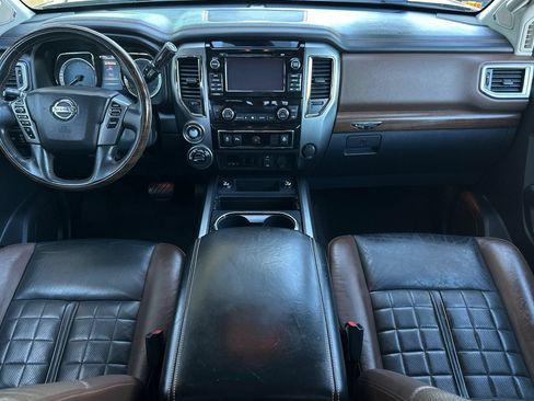 Used 2016 Nissan Titan Platinum Reserve AWD/4WD image 13