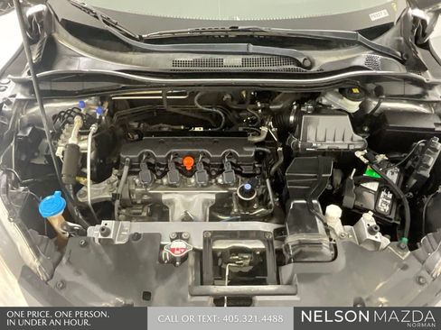 Used 2017 Honda HR-V EX image 49