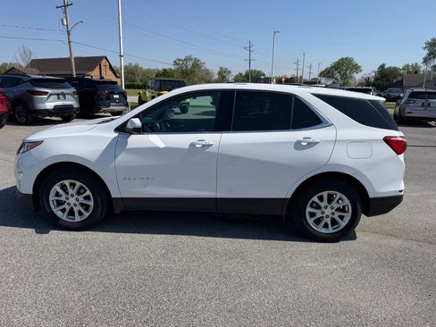 Used 2018 Chevrolet Equinox LT FWD image 11