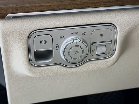 Certified 2021 Mercedes-Benz GLE 350 4MATIC image 11