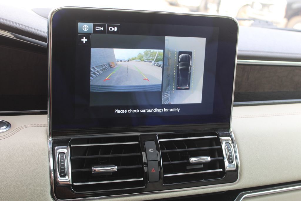 Used 2019 Lincoln Navigator Reserve w/ Cargo Package AWD/4WD image 18