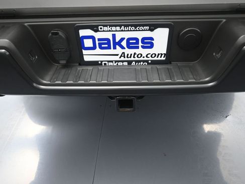 Used 2019 Chevrolet Colorado ZR2 image 38