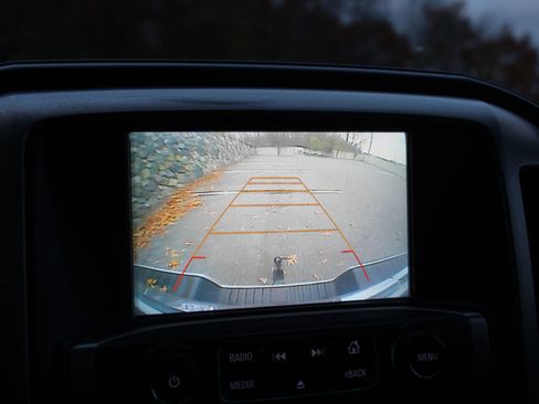 Used 2017 GMC Sierra 1500 SLE w/ SLE Value Package image 31