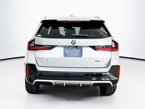 Used 2025 BMW X1 xDrive28i w/ M Sport Package AWD/4WD image 7