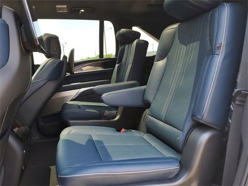 New 2025 Cadillac Escalade IQ Sport 2 w/ LPO, ONYX Package image 24