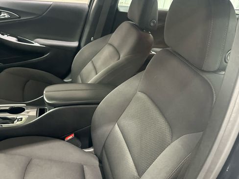 Used 2023 Chevrolet Malibu LT FWD image 17