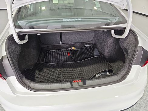 New 2026 Volkswagen Jetta GLI Autobahn FWD image 13