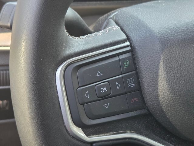 Used 2024 Jeep Wagoneer 4WD image 5
