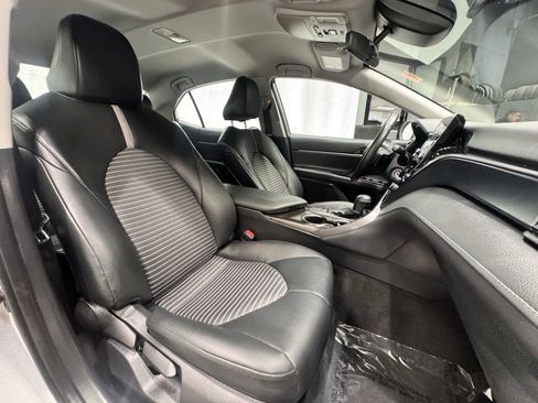 Used 2023 Toyota Camry LE image 27