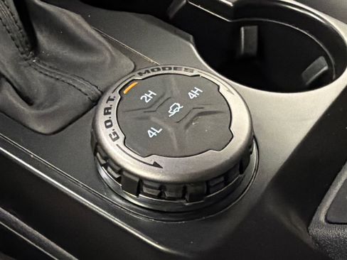 New 2025 Ford Bronco Outer Banks AWD/4WD image 32