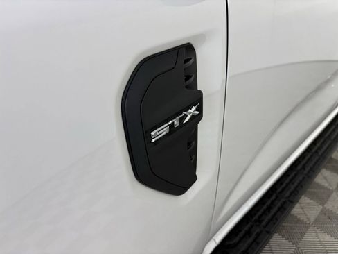 New 2025 Ford Ranger XL image 12