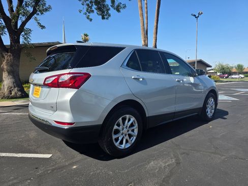 Used 2020 Chevrolet Equinox LT FWD image 7