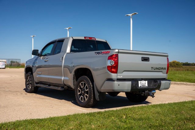 Used 2018 Toyota Tundra Limited w/ Limited Premium Package AWD/4WD image 5