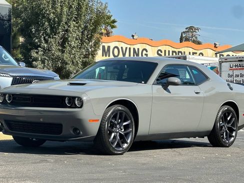 Used 2023 Dodge Challenger SXT w/ Plus Package RWD image 8