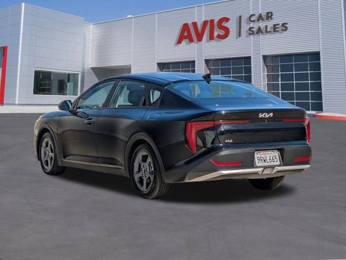 Used 2025 Kia K4 LXS image 9
