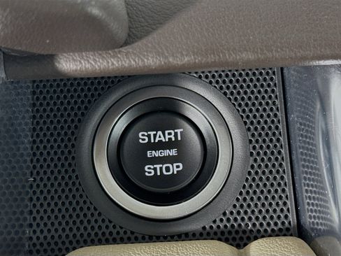 Used 2022 Land Rover Range Rover Sport HSE Silver Edition image 21