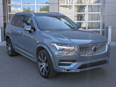 Used 2023 Volvo XC90 B6 Ultimate w/ Protection Package Premier AWD/4WD image 3