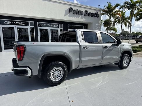 Used 2024 GMC Sierra 1500 Pro w/ Pro Value Package AWD/4WD image 4