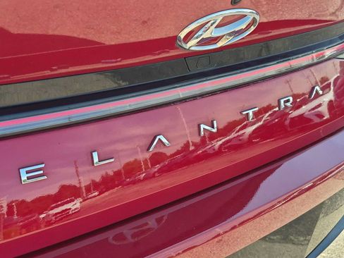 Used 2021 Hyundai Elantra N Line FWD image 12