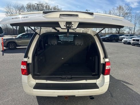 Used 2017 Ford Expedition EL Limited w/ Equipment Group 301A image 10