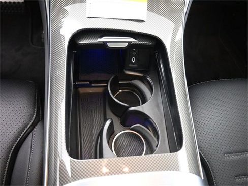 New 2026 Mercedes-Benz GLC 300 image 3