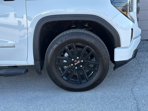 New 2026 GMC Sierra 1500 Elevation image 25