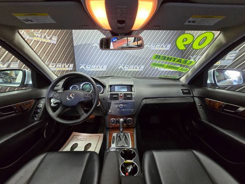 Used 2009 Mercedes-Benz C 300 4MATIC Sedan image 21