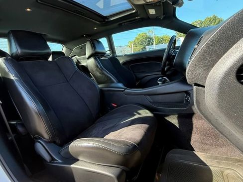 Used 2018 Dodge Challenger GT w/ GT Interior Package image 15