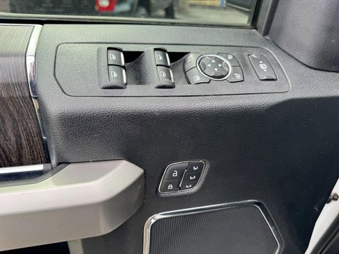 Used 2021 Ford F250 Lariat w/ Lariat Value Package image 15