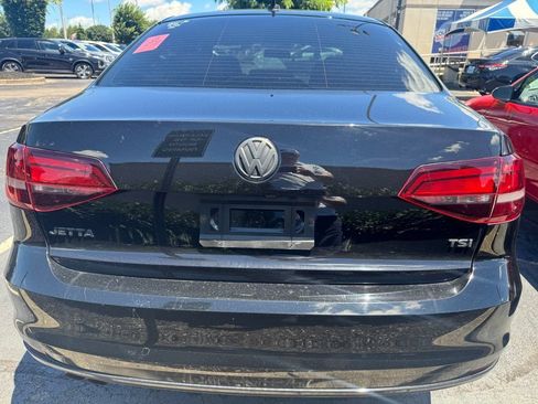 Used 2016 Volkswagen Jetta S FWD image 4