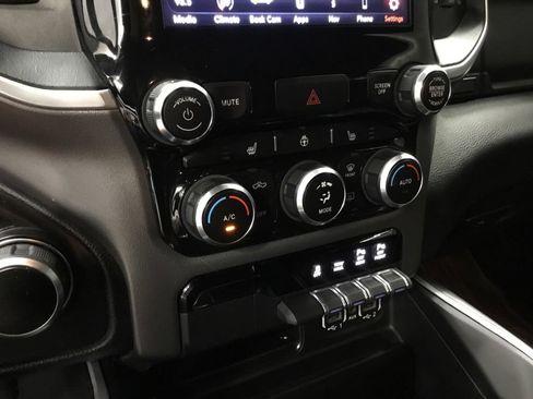 Used 2021 RAM 1500 Big Horn AWD/4WD image 26