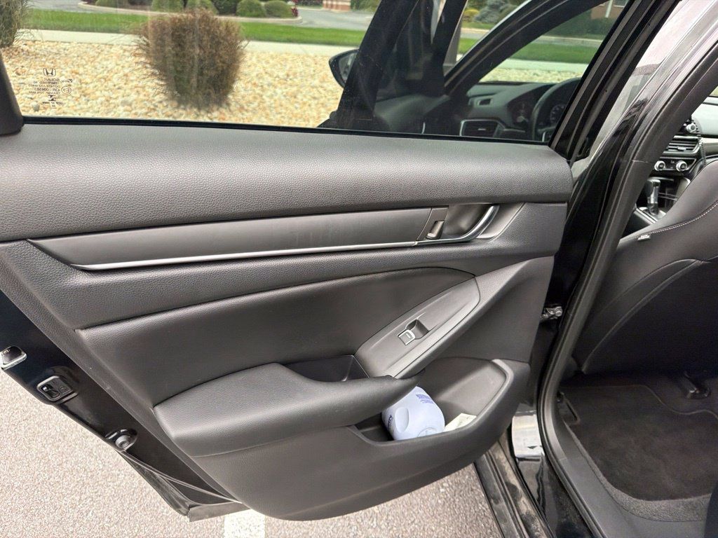 Used 2022 Honda Accord Sport image 19