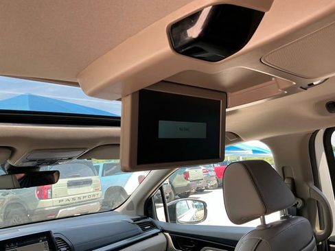 Used 2023 Honda Odyssey Elite image 11