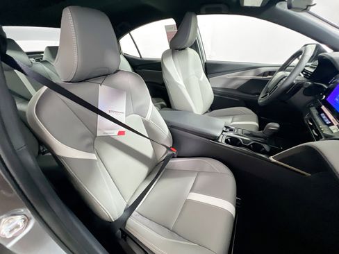 New 2026 Toyota Camry SE FWD image 31