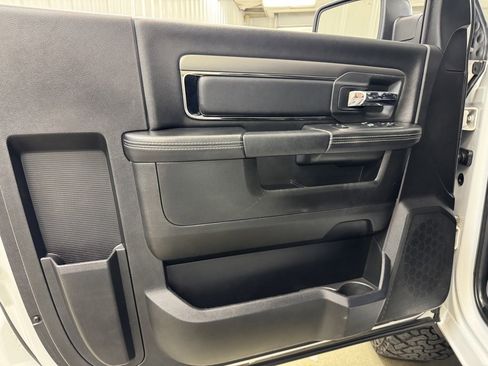 Used 2018 RAM 1500 Sport w/ Convenience Group image 9